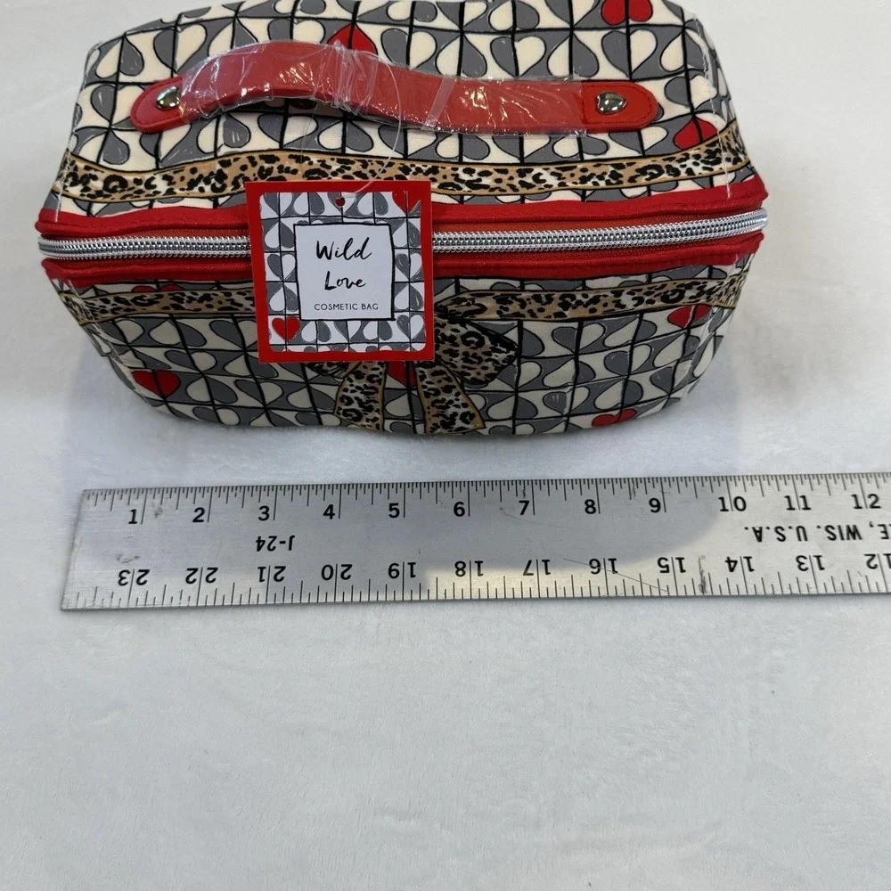 NWT Brighton Wild Love Cosmetic Bag Travel Bag Hearts Leopard Brighton